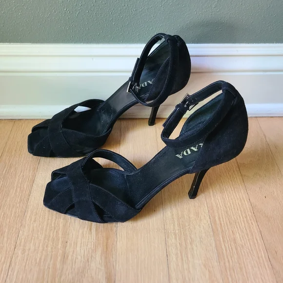 Prada Ankle Strap Open Toe Heels, Size 40 - Picture 3 of 6